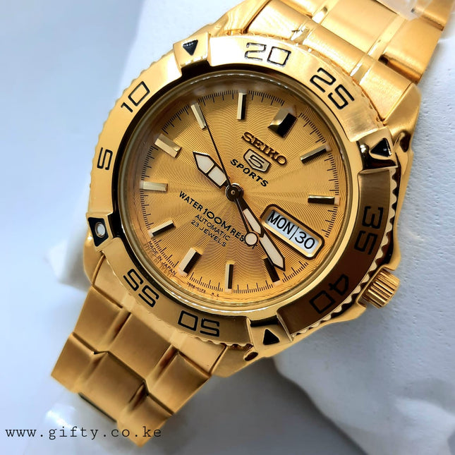 Executive Seiko 5 Automatic Sports 23 Jewels Watch