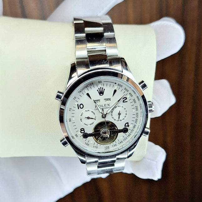 Automatic Calendar Timepiece