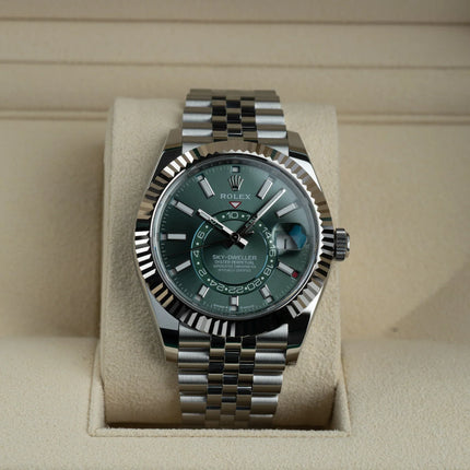 Automatic Rolex Sky-Dweller Green Dial 42mm