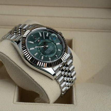 Automatic Rolex Sky-Dweller Green Dial 42mm