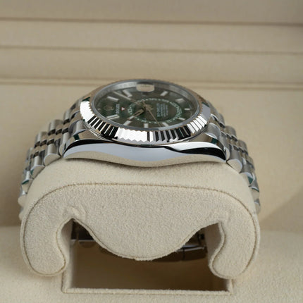 Automatic Rolex Sky-Dweller Green Dial 42mm