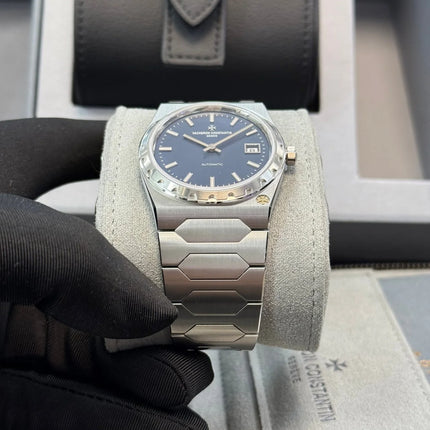 Vacheron Constantin Blue Dial Steel Historiques 222 Reference # 4200H/222A-B934